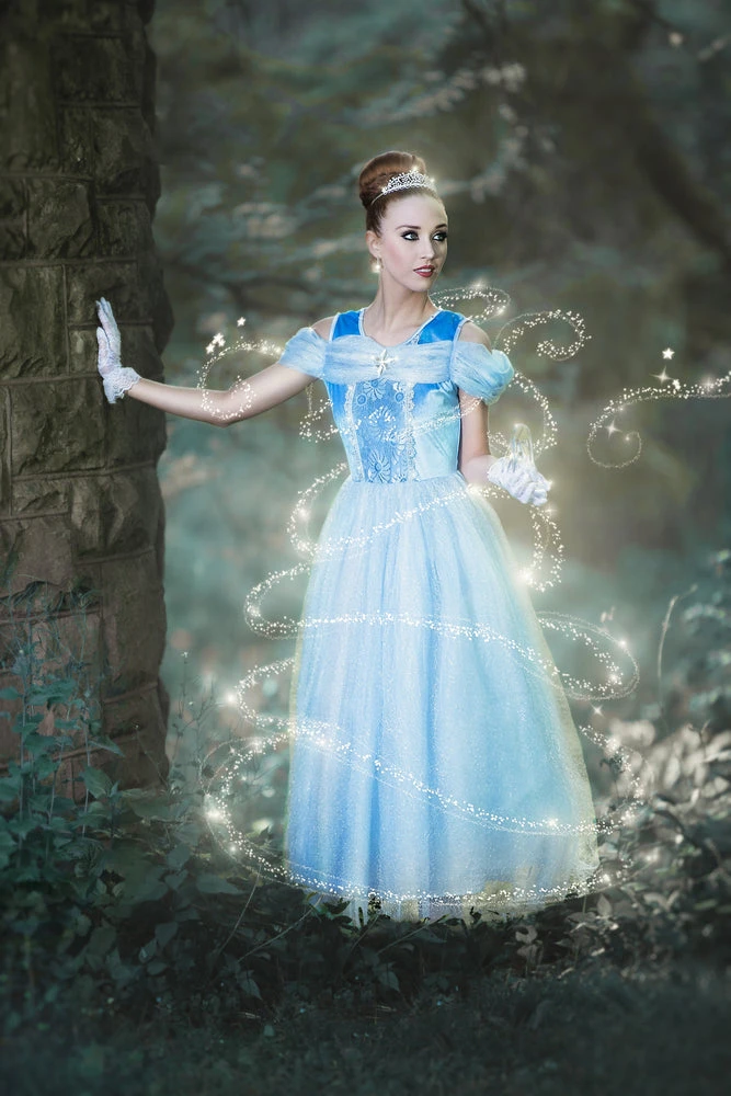 QUEEN OF THE KINGDOM GOWN FOR WOMEN - Image 4