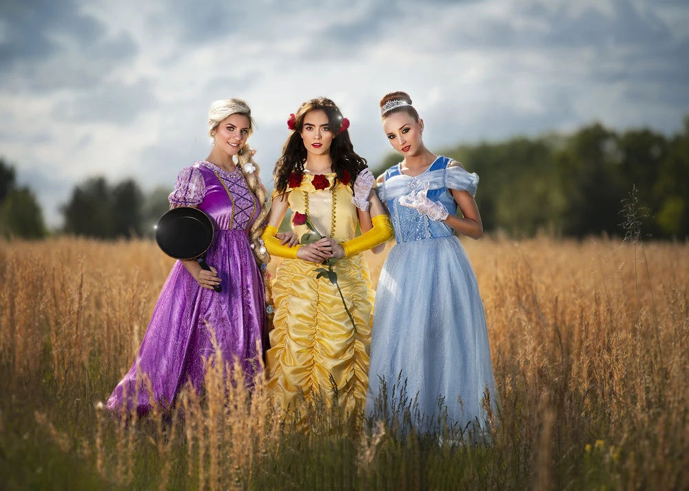 QUEEN OF THE KINGDOM GOWN FOR WOMEN - Image 5