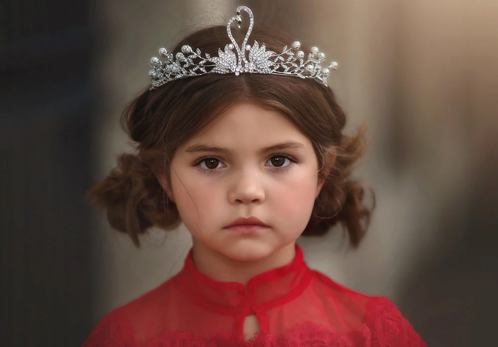 SWAN TIARA - Image 2