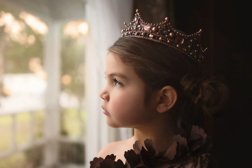 HER ROYAL MAJESTY CROWN - Image 2