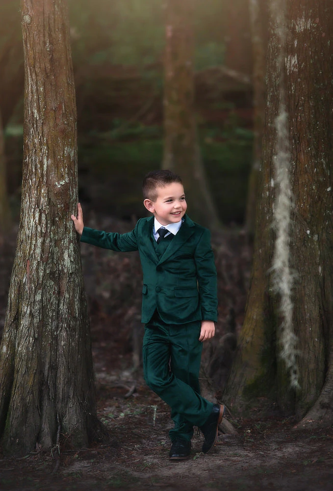 HANOVER EMERALD VELVET 3PC. SUIT - Image 3