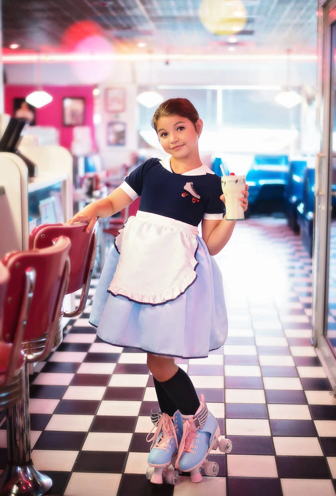 MISS CAR HOP - Image 5